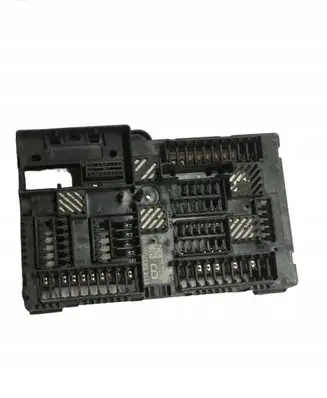BMW 5 G30 G31 Fuse module 6837092