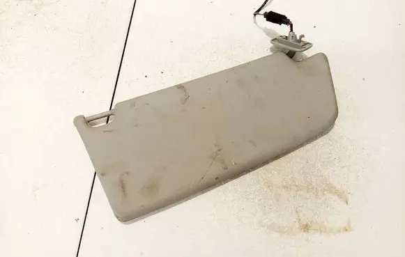 Sun visor