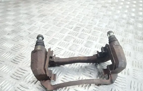 Chevrolet Captiva Front Brake Caliper Pad/Carrier 