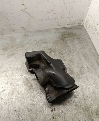 Audi A1 Air intake duct part 04C129656K