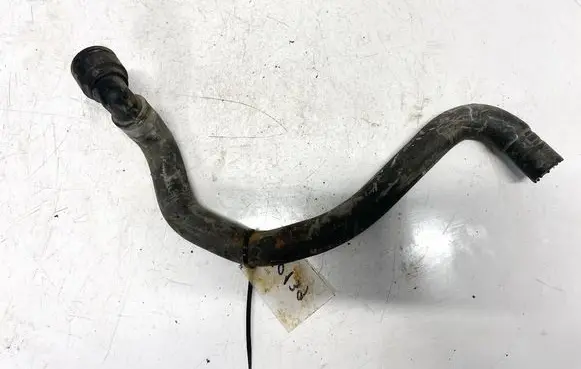 Volkswagen PASSAT B5.5 Engine coolant pipe/hose 8d0819373n