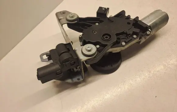 BMW 5 F10 F11 Tailgate window lock/catch/latch 7250299 1391098144