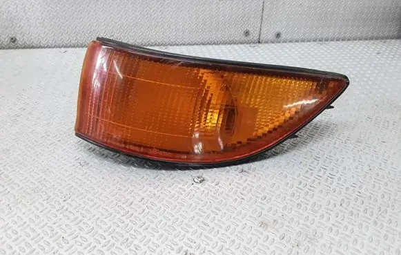 Mitsubishi Colt Front indicator light 0455702L