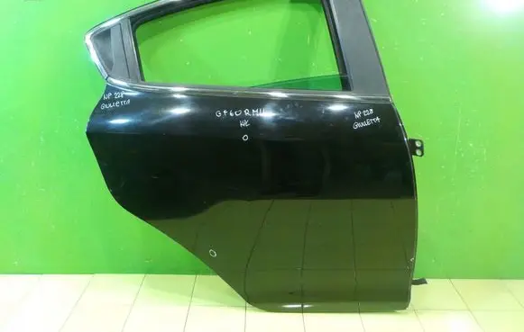 Alfa Romeo Giulietta Rear door WP228