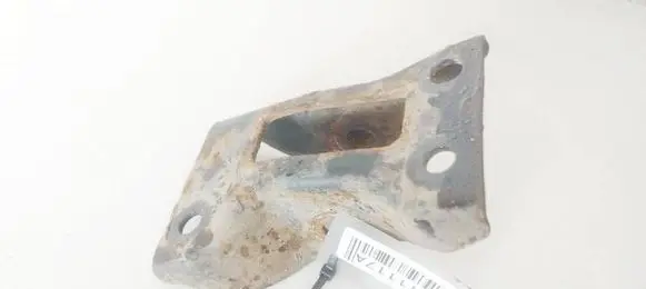 Toyota Aygo AB10 Engine mounting bracket 