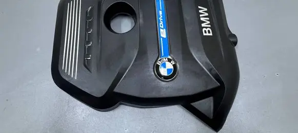 BMW 3 F30 F35 F31 Engine cover (trim) 8604836