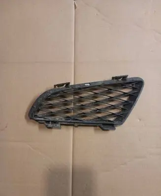 Mazda 6 Front bumper lower grill Gj6g50021