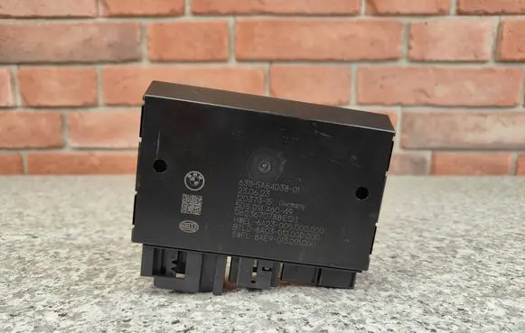 BMW X5 G05 Tow bar relay 5A64D38 5A563F1 5A2E8D1
