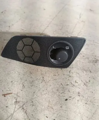 Skoda Octavia Mk2 (1Z) Wing mirror switch 1Z1959565A 3336