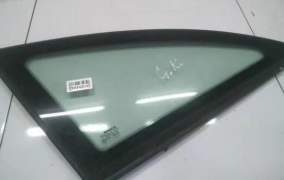 Renault Laguna II Rear side window AS2