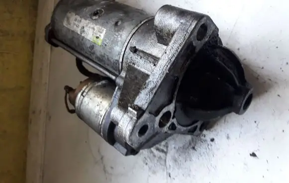Renault Scenic II - Grand scenic II Starter motor D7R49