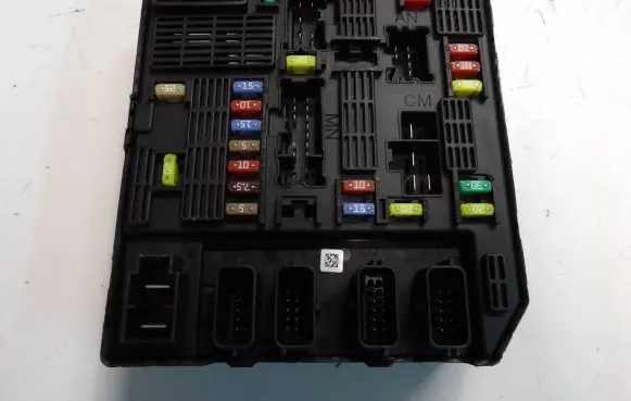 Renault Scenic III - Grand scenic III BSM Control unit 284B67924R 0331130801307 2844027903300