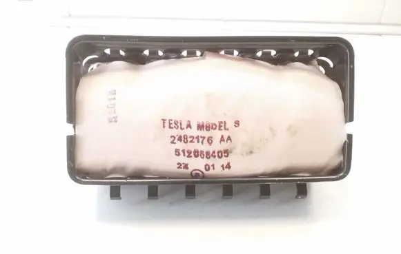 Tesla Model S Passenger airbag 102250700A 0589P1000551