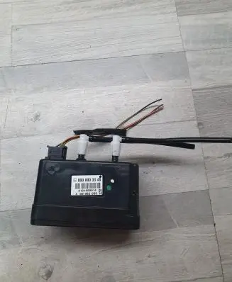 Mercedes-Benz C W204 Central locking vacuum pump 0008003348 3121650014