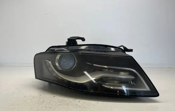 Audi A4 S4 B8 8K Headlight/headlamp 8K0941004C 0301240272 LE07A6164