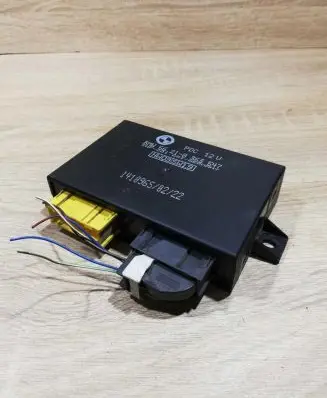 BMW 5 E39 Parking PDC control unit/module 8363547