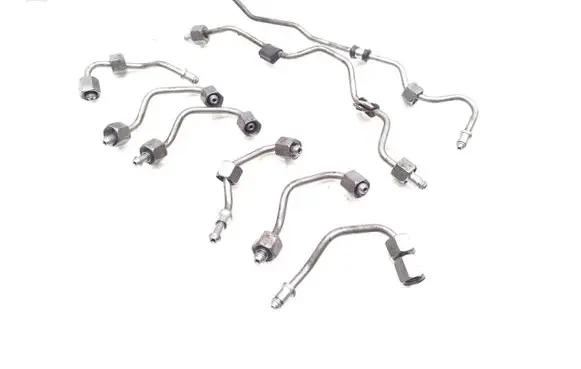 Mercedes-Benz S W221 Fuel injector supply line/pipe 