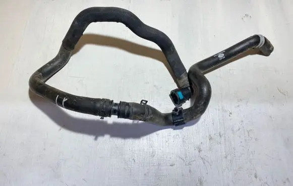 Land Rover Range Rover Sport L494 Engine coolant pipe/hose FPLA8B573CB CV1KA