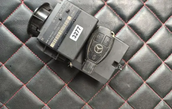 Mercedes-Benz Vito Viano W639 Ignition lock 6395452108 33002305 400966104170617