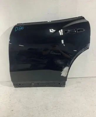 Maserati Levante Rear door