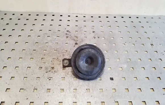 Volkswagen Crafter Horn signal E10020011