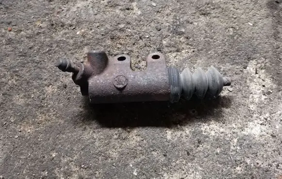Toyota Corolla E120 E130 Clutch master cylinder
