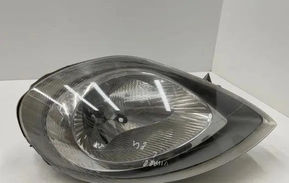 Opel Vivaro Headlight/headlamp 7700311372 91165720 89308700