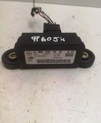 Mercedes-Benz C W204 ESP acceleration yaw rate sensor A0055421918