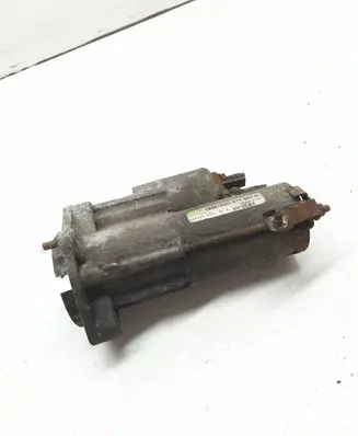 Audi A4 S4 B7 8E 8H Starter motor 06D911023A