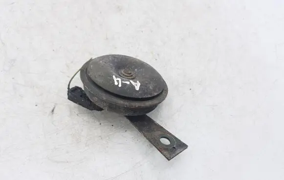 Nissan X-Trail T30 Horn signal XTRAIL