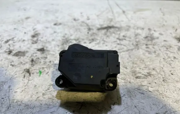 Volvo C30 Air flap motor/actuator 4N5H19E616 6652A