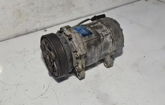 Skoda Octavia Mk2 (1Z) Air conditioning (A/C) compressor (pump) 1J0820803K
