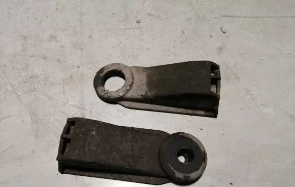 Opel Vectra C Radiator mount bracket