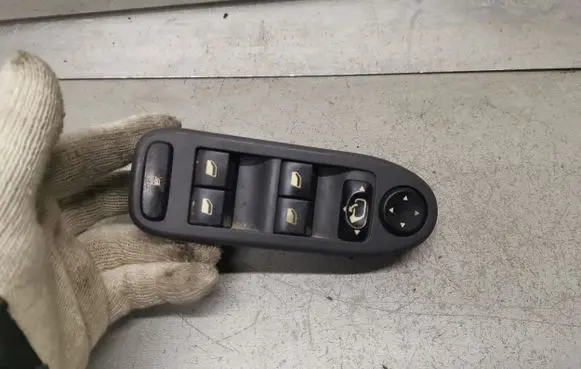 Citroen C5 Electric window control switch 96514299ZF