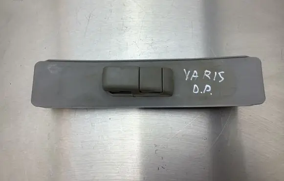 Toyota Yaris Other interior part 1035554
