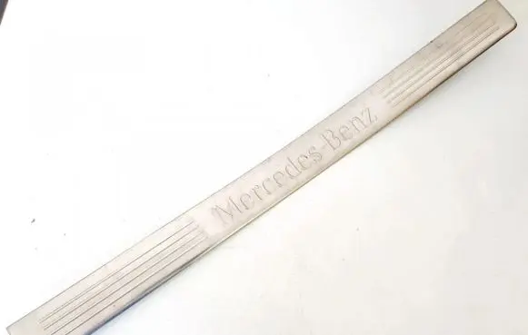 Mercedes-Benz E W212 Front sill trim cover