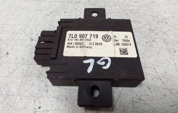 Volkswagen Touareg I Alarm control unit/module 7L0907719 510190351