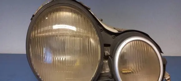 Mercedes-Benz E W210 Headlight/headlamp 144870