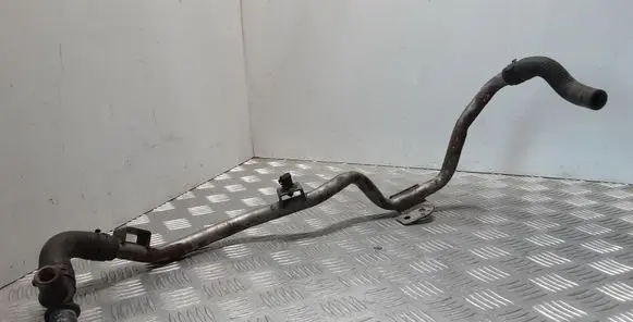 Land Rover Discovery 3 - LR3 Engine coolant pipe/hose