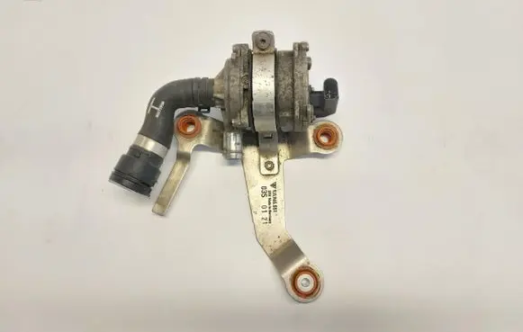 Porsche Taycan 9J1 Electric auxiliary coolant/water pump 9J1965567EJLK0121