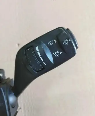 Ford Mondeo MK IV Steering wheel buttons/switches 