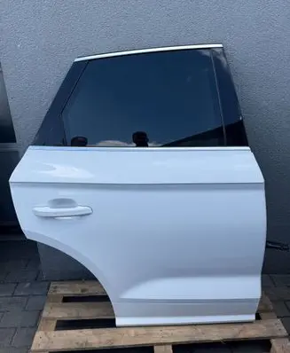 Audi Q5 SQ5 FY Rear door 