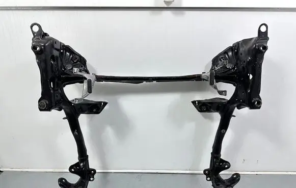 Audi A6 Allroad C7 Front subframe 4G0399252C 4G0399543 4G0399252