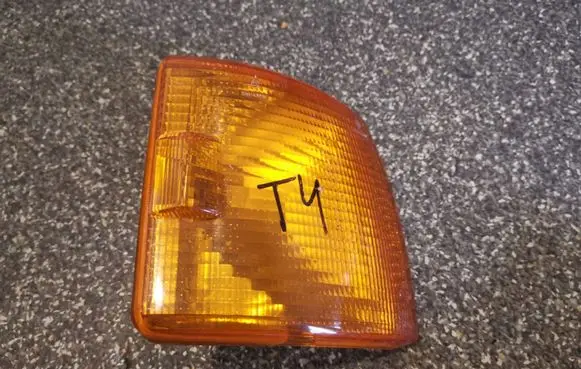 Volkswagen Transporter - Caravelle T4 Front indicator light 701953050B
