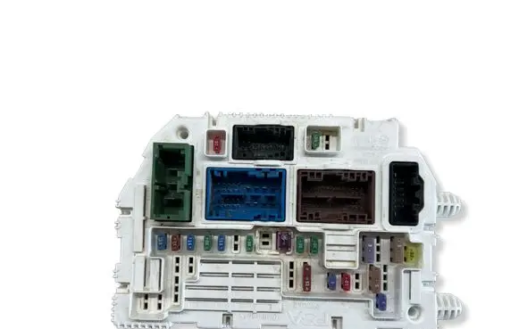 Peugeot 308 Fuse box set 9846631580 9695078080 9830407780
