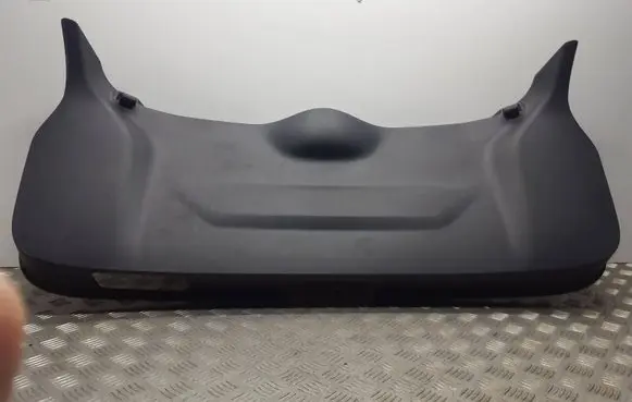Nissan Qashqai Tailgate trim 909014EA0A