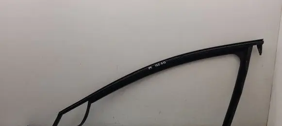 Skoda Enyaq iV Front door glass trim molding 5LA837431F