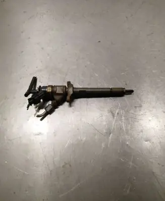 Ford Focus Fuel injector 0445110353