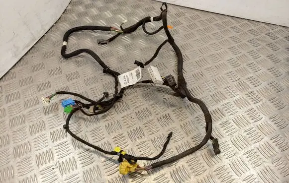 Mercedes-Benz GLK (X204) Seat wiring loom A2044406007 20080320 A204