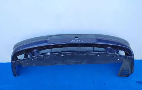 Renault Laguna I Front bumper 7700818801